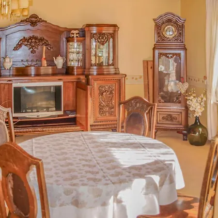 2 Bedroom Stunning In Aller Winsen an der Aller